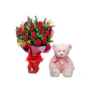 Red-Roses-With-12-Inch-Tedd