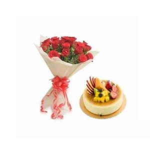 Red-Roses-With-Fresh-Fruit-