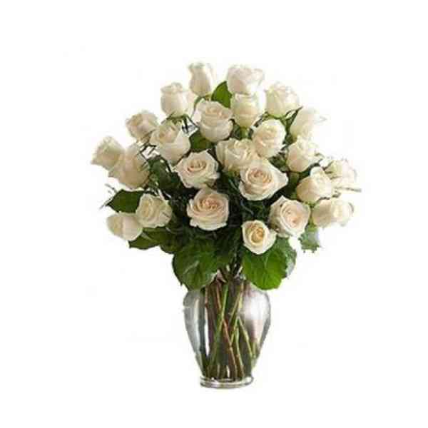 White-Roses-Vase